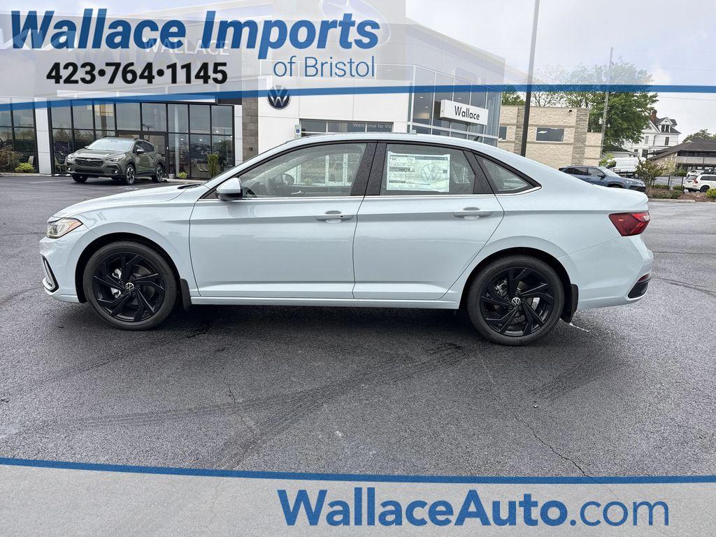New 2026 Volkswagen Jetta 1.5T SE