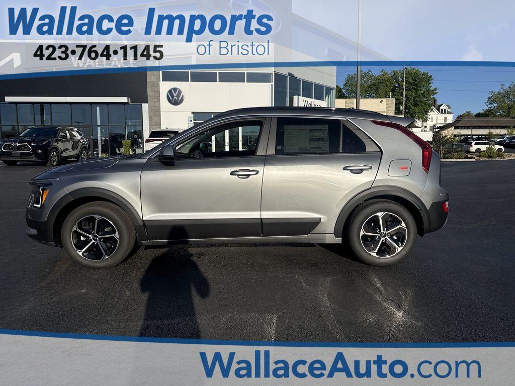 New 2026 Kia Niro LX