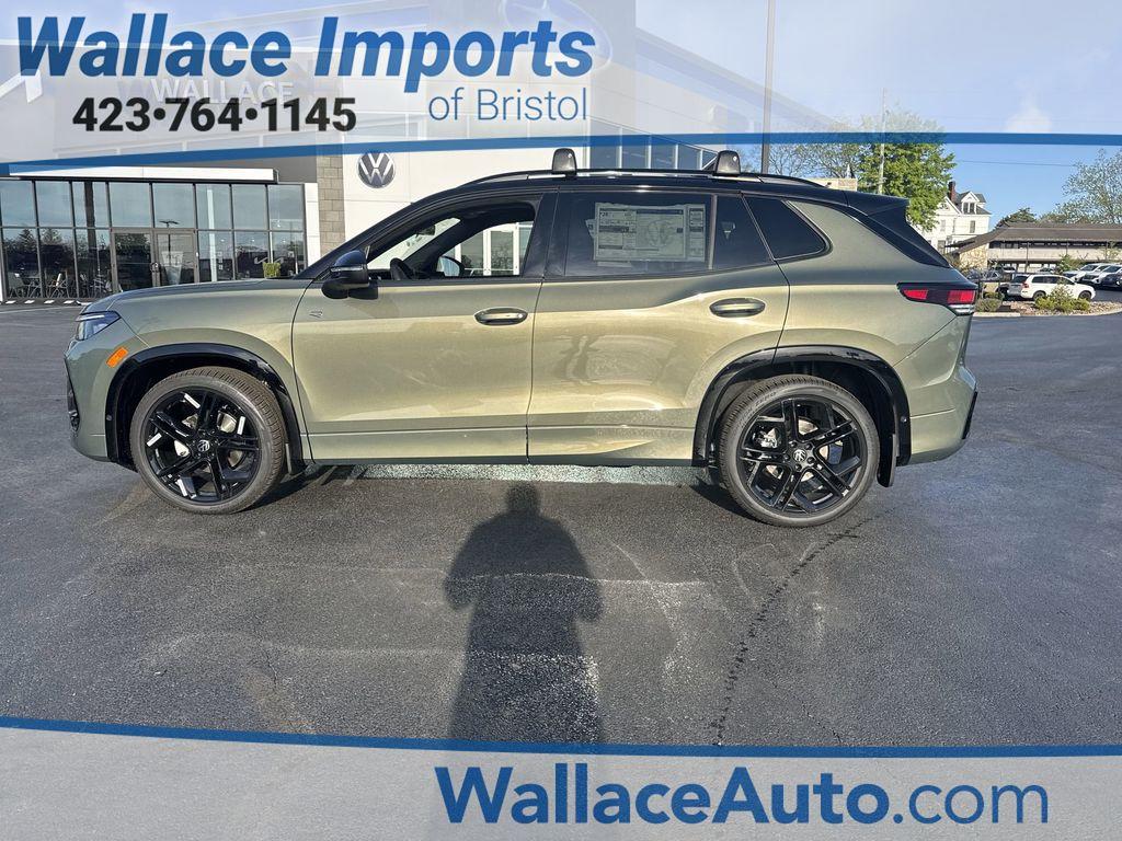 New 2026 Volkswagen Tiguan 2.0T SE R-Line Black