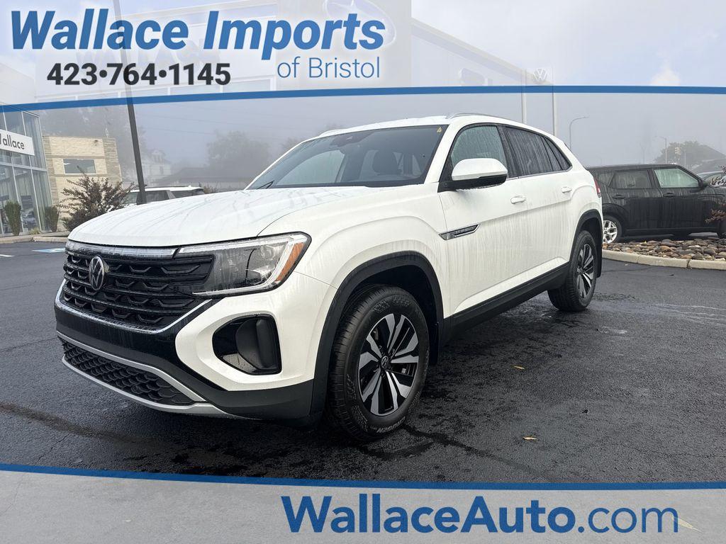 New 2026 Volkswagen Atlas Cross Sport 2.0T SE