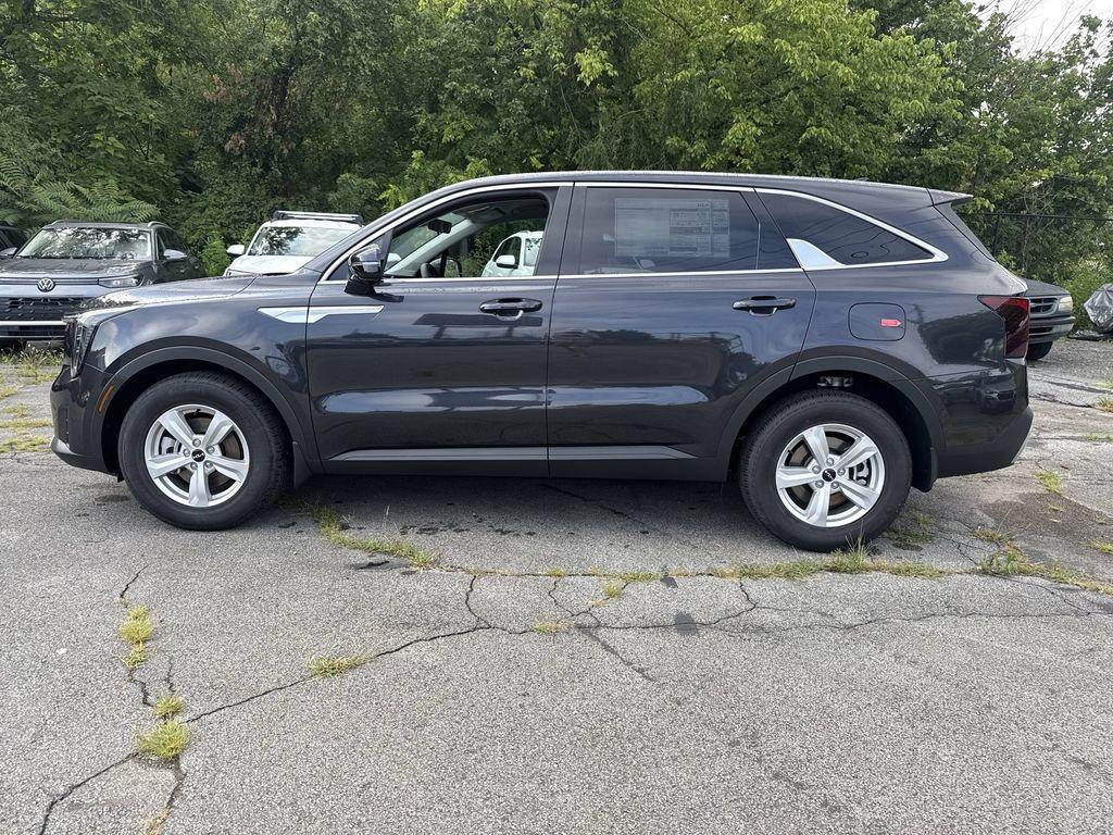 New 2026 Kia Sorento LX