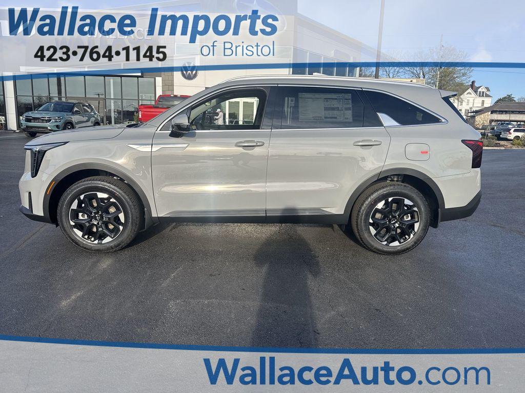 New 2026 Kia Sorento S