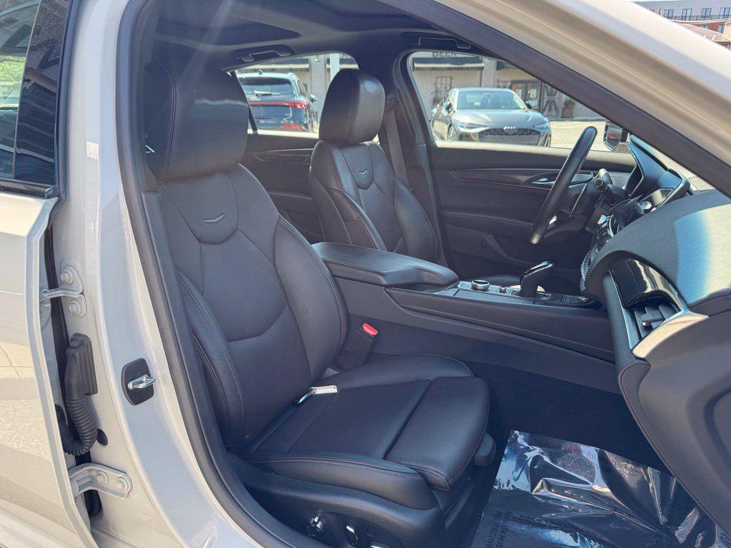 صورة مصغرة 30 لـ 2021 Cadillac CT5 V-SERIES