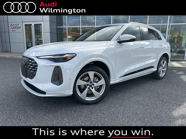 New 2025 Audi Q5 Premium Plus TFSI quattro S tronic