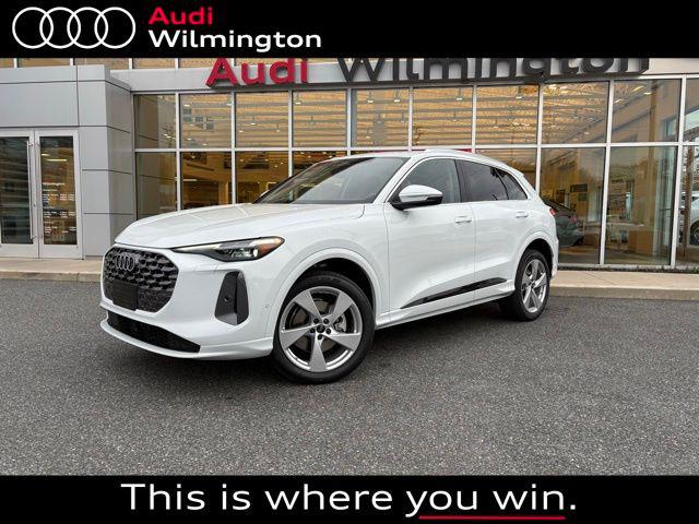 New 2025 Audi Q5 Premium Plus TFSI quattro S tronic