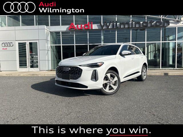 New 2025 Audi Q5 Premium Plus TFSI quattro S tronic