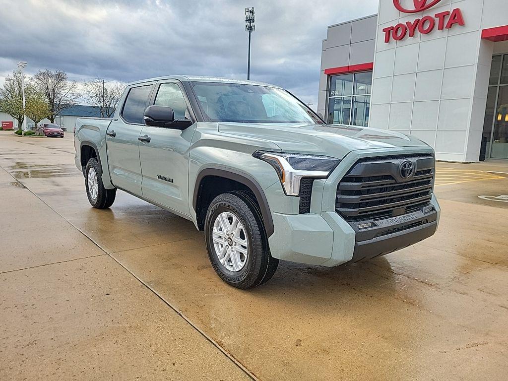 New 2026 Toyota Tundra SR5
