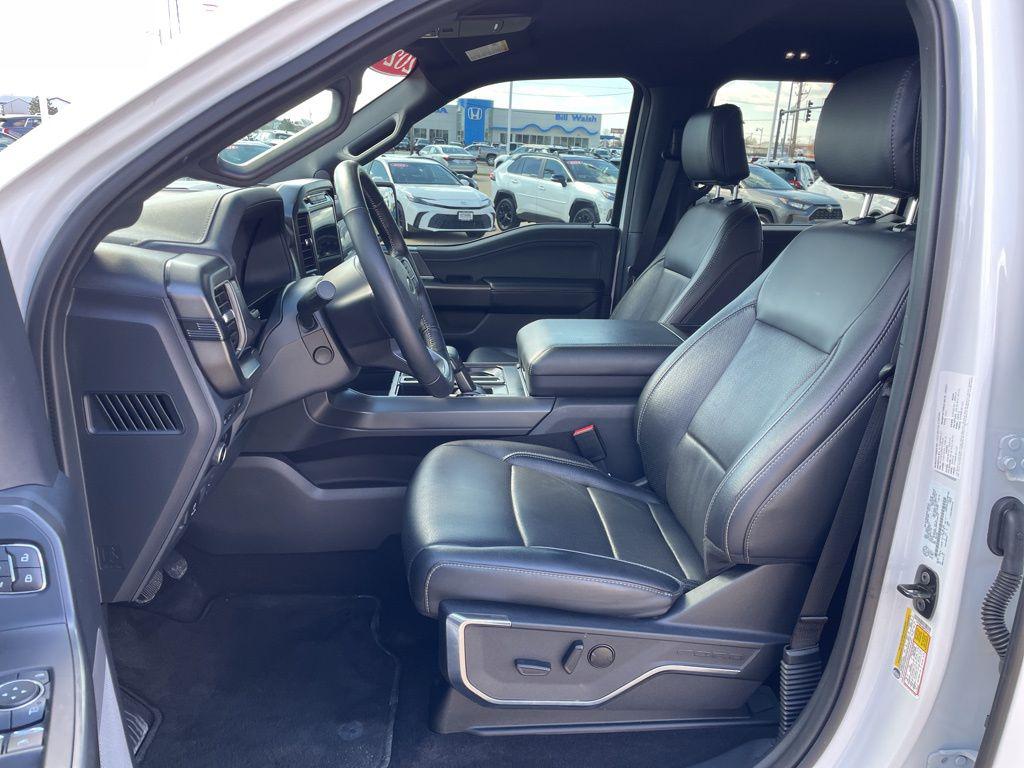 FORD F-150 LARIAT - 8