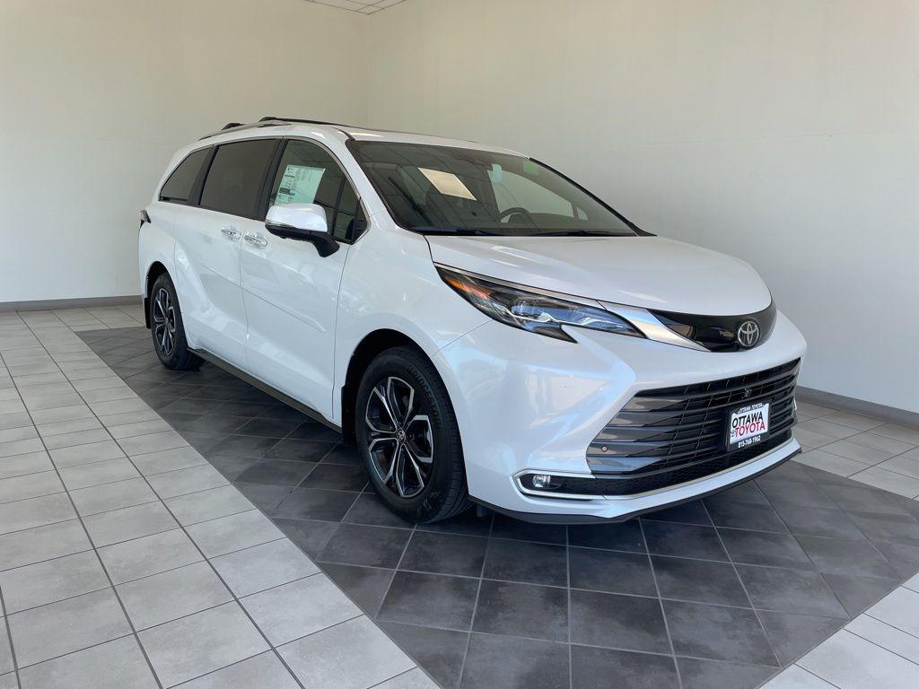 New 2026 Toyota Sienna Platinum