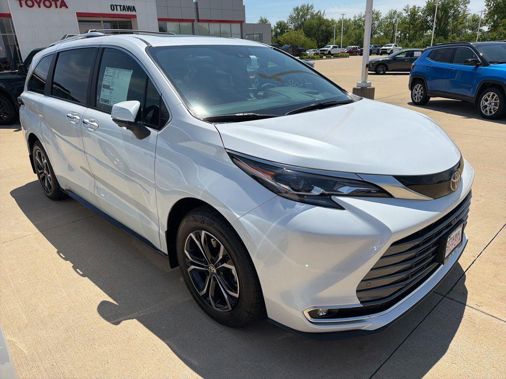 New 2026 Toyota Sienna Platinum