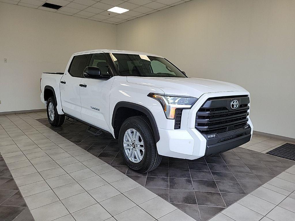 New 2026 Toyota Tundra SR5