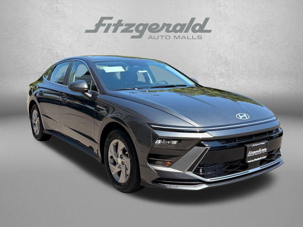 New 2026 Hyundai SONATA SE