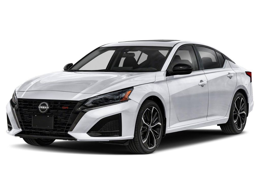 New 2026 Nissan Altima SR FWD