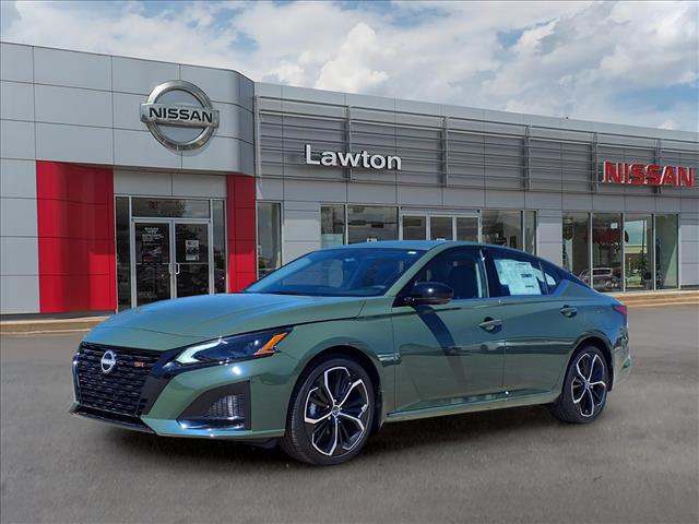 New 2026 Nissan Altima SR FWD