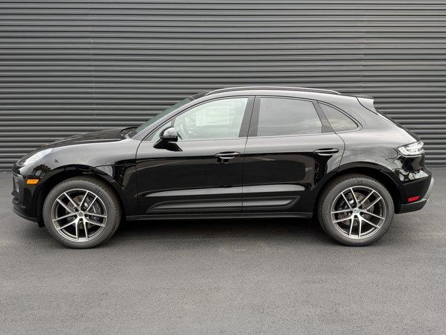 صورة 2 لـ 2026 Porsche MACAN BASE