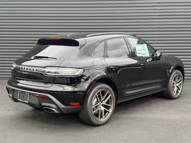صورة 9 لـ 2026 Porsche MACAN BASE