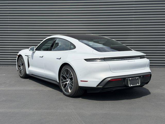 2026 Porsche TAYCAN 4 照片 3