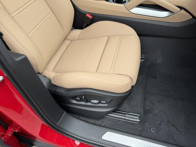 صورة مصغرة 27 لـ 2026 Porsche CAYENNE BASE