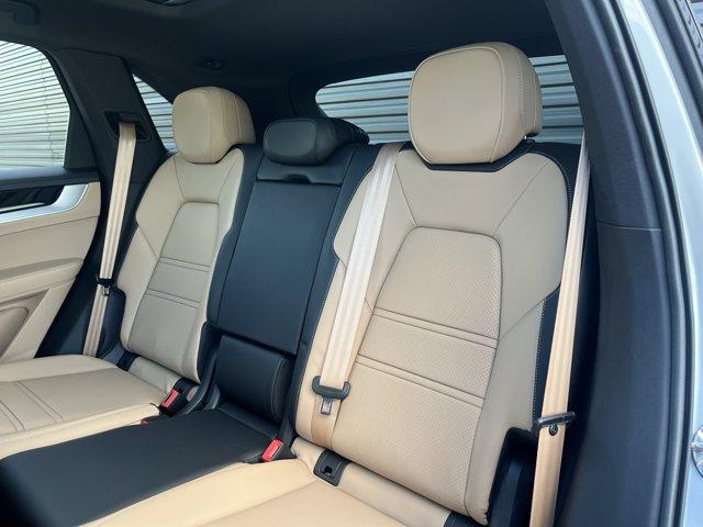 صورة مصغرة 18 لـ 2026 Porsche CAYENNE BASE