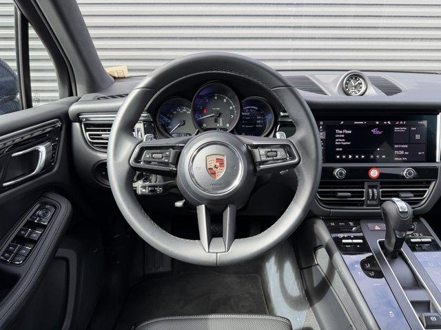 2026 Porsche MACAN BASE — миниатюра 32