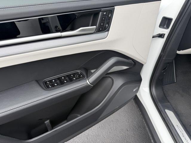 2026 Porsche CAYENNE BASE 缩略图 21