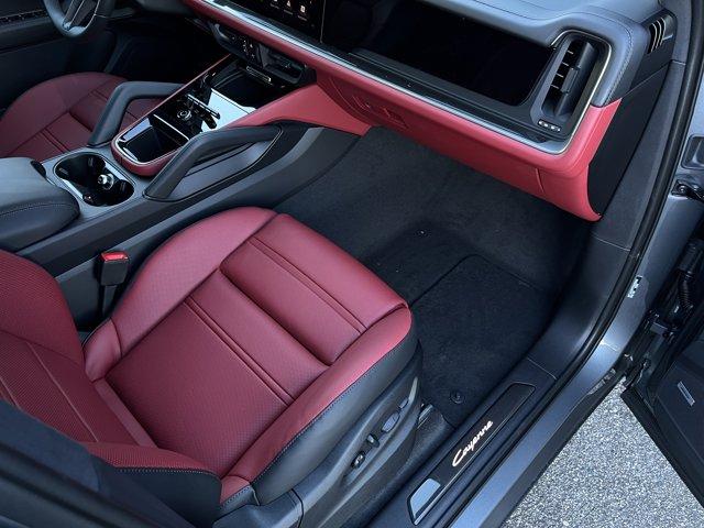 2026 Porsche CAYENNE BASE — миниатюра 28