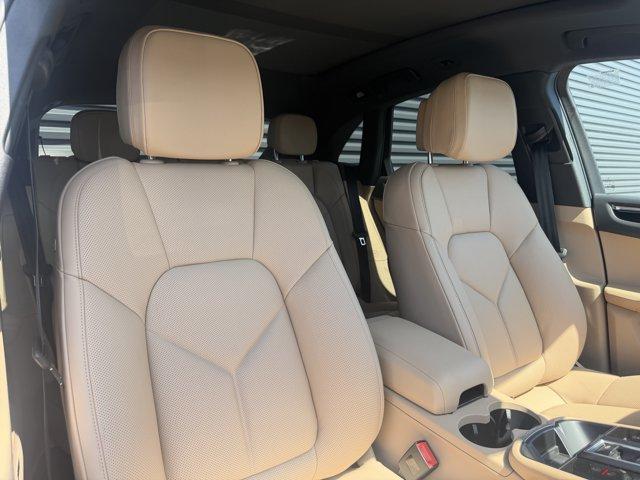 2026 Porsche MACAN BASE 缩略图 18