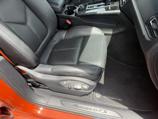 2023 Porsche MACAN GTS — миниатюра 19