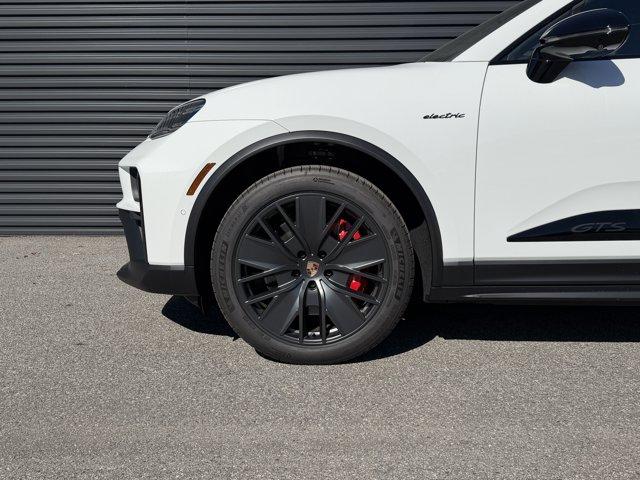 صورة 10 لـ 2026 Porsche MACAN GTS