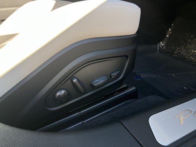 صورة مصغرة 24 لـ 2026 Porsche PANAMERA 4