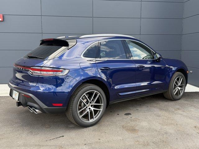 2026 Porsche MACAN BASE — фото 10