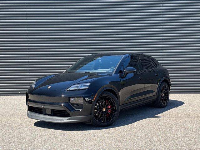 New 2025 Porsche Macan 4S