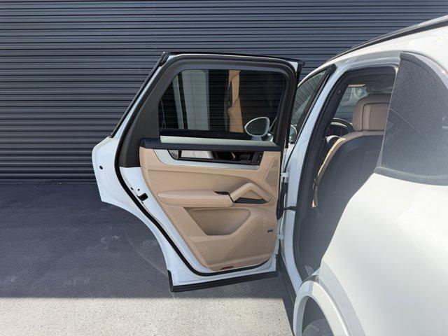 صورة مصغرة 21 لـ 2026 Porsche CAYENNE S