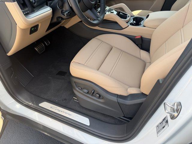 صورة مصغرة 12 لـ 2026 Porsche CAYENNE S