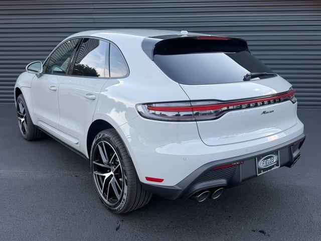 صورة 3 لـ 2026 Porsche MACAN BASE