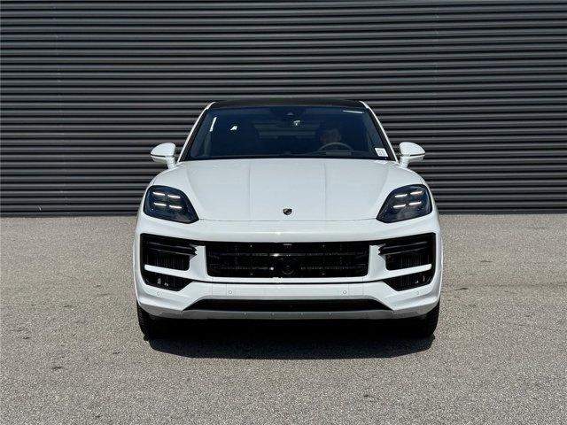 صورة 6 لـ 2025 Porsche CAYENNE TURBO
