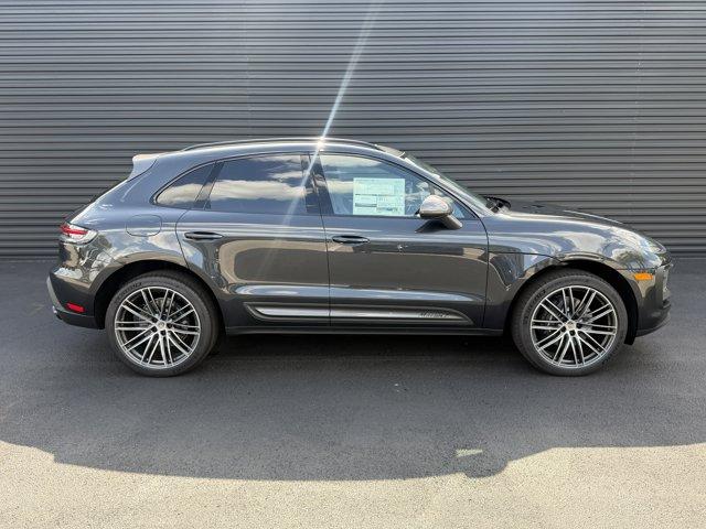 2026 Porsche MACAN T 照片 8
