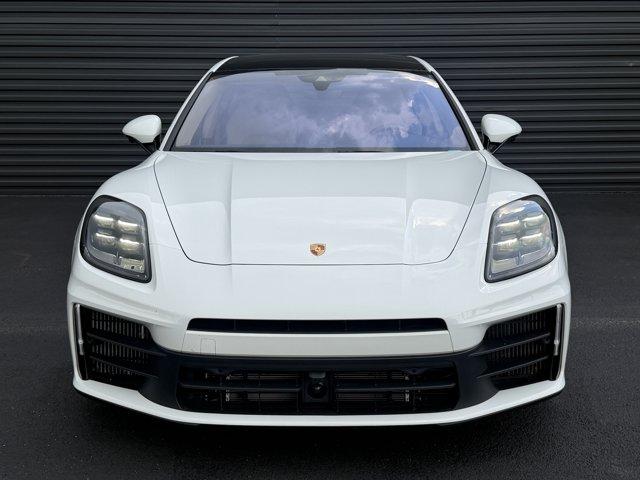 صورة 6 لـ 2025 Porsche PANAMERA 4