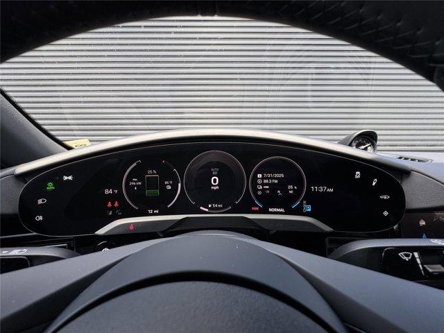 2025 Porsche TAYCAN 4 thumbnail 15