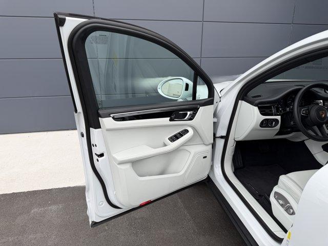 2026 Porsche MACAN BASE — миниатюра 14