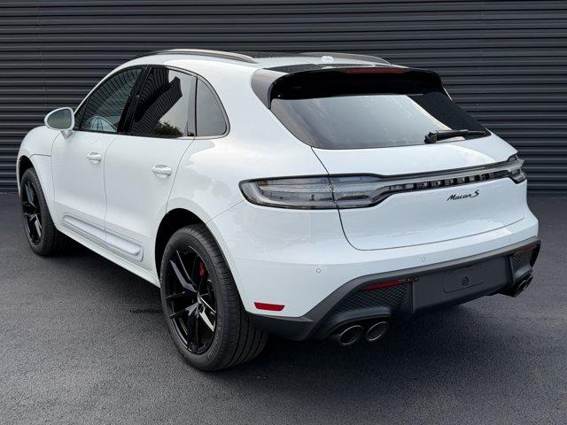 2026 Porsche MACAN S — фото 3