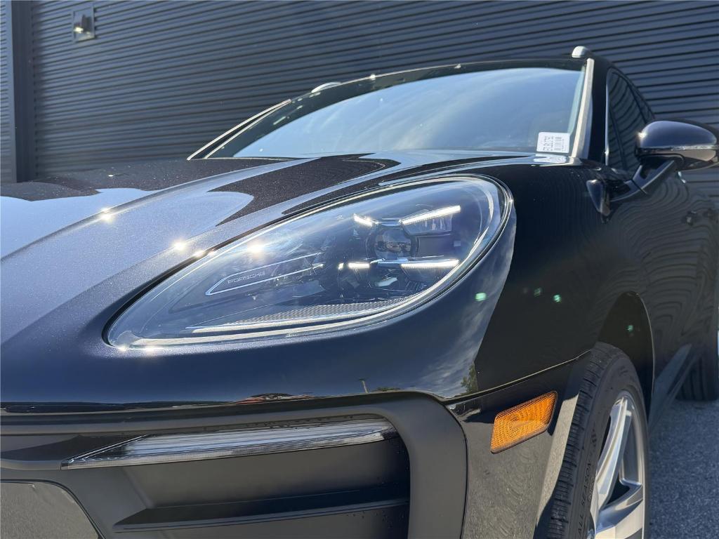 صورة مصغرة 12 لـ 2026 Porsche MACAN BASE