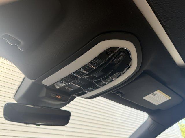 صورة مصغرة 25 لـ 2026 Porsche MACAN BASE