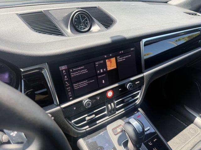 صورة مصغرة 29 لـ 2023 Porsche MACAN S