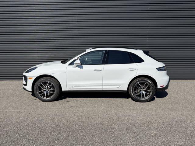 صورة 2 لـ 2026 Porsche MACAN BASE