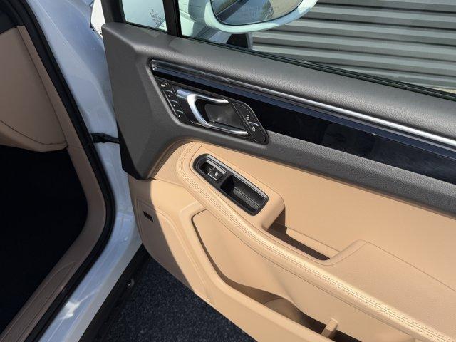 صورة مصغرة 23 لـ 2026 Porsche MACAN BASE