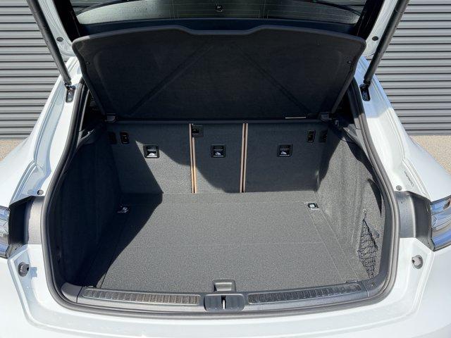 صورة مصغرة 25 لـ 2026 Porsche MACAN BASE