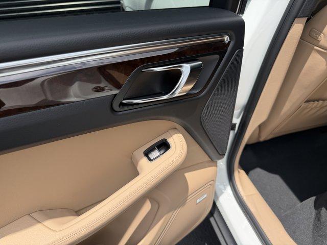 صورة مصغرة 26 لـ 2026 Porsche MACAN BASE