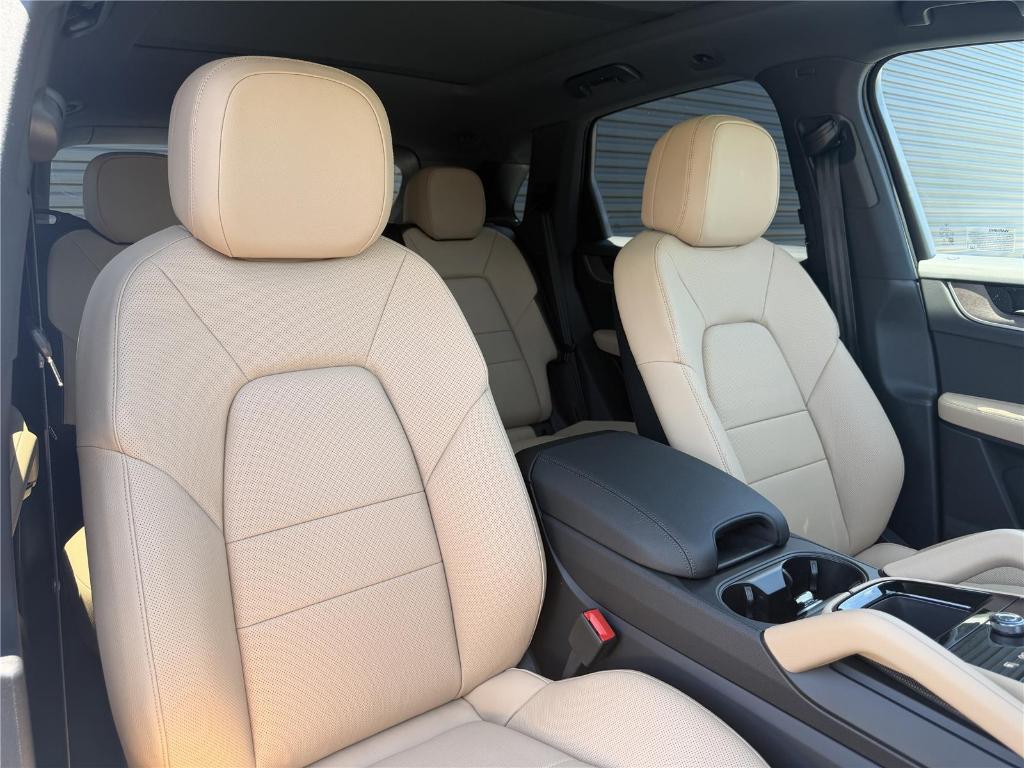 صورة مصغرة 18 لـ 2026 Porsche CAYENNE BASE