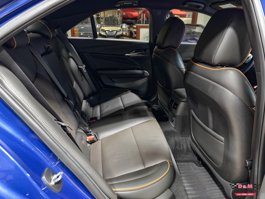 2023 Cadillac CT4-V V-SERIES — миниатюра 32